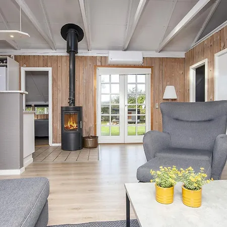 Σπίτι διακοπών Spacious Retreat In Skovmose-by Traum Nedre Lysabild